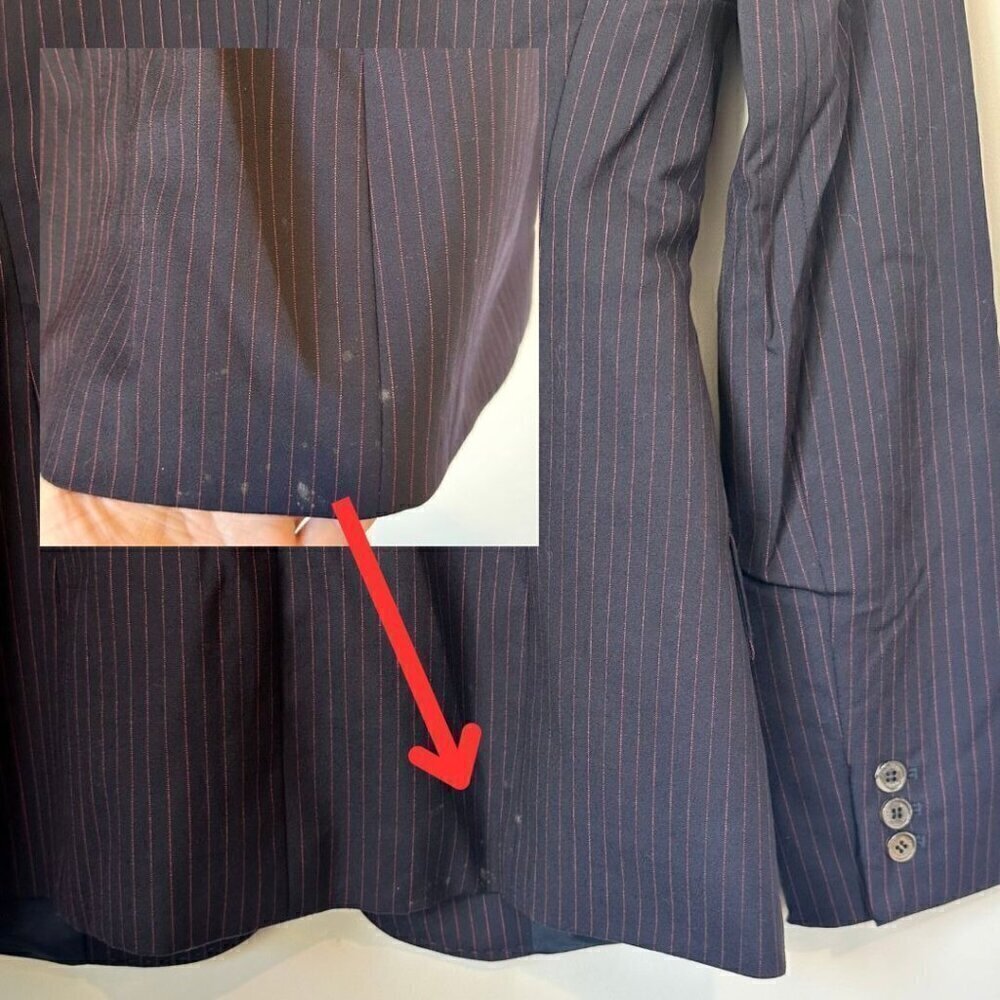 Michael Kors Navy/Red Pinstripe Blazer - Size: 8 - Picture 5 of 9